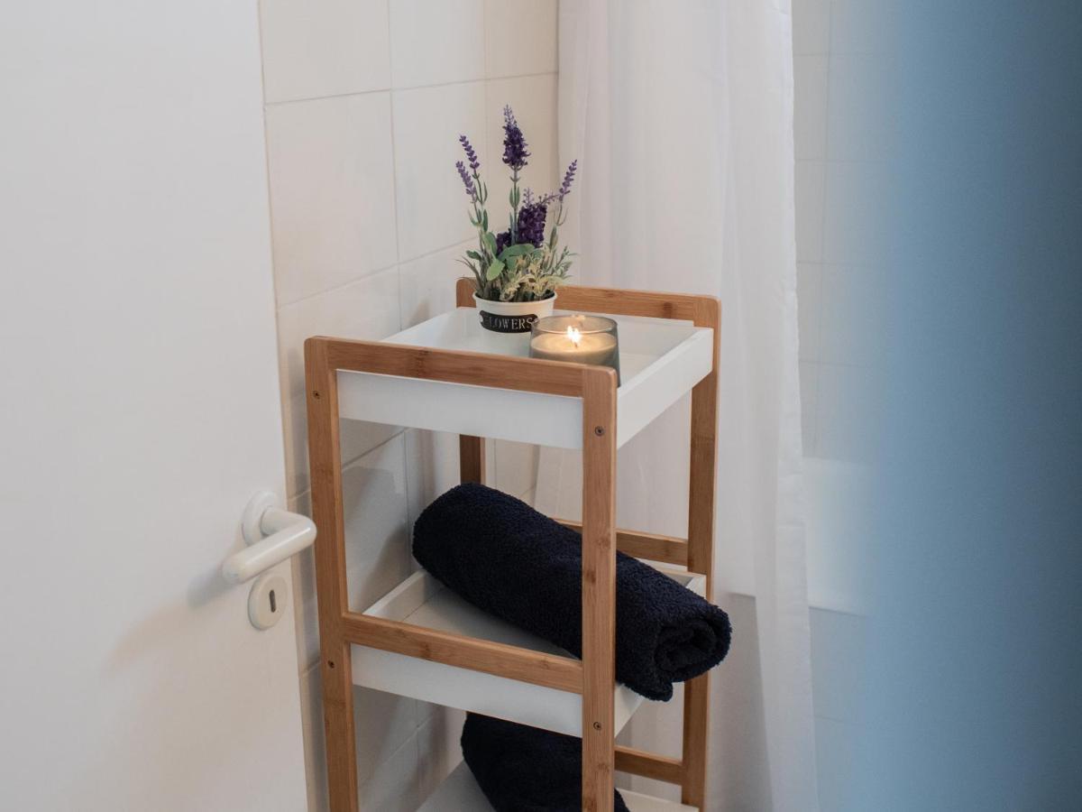 The Salnik Beach Apartment Limassol Bagian luar foto