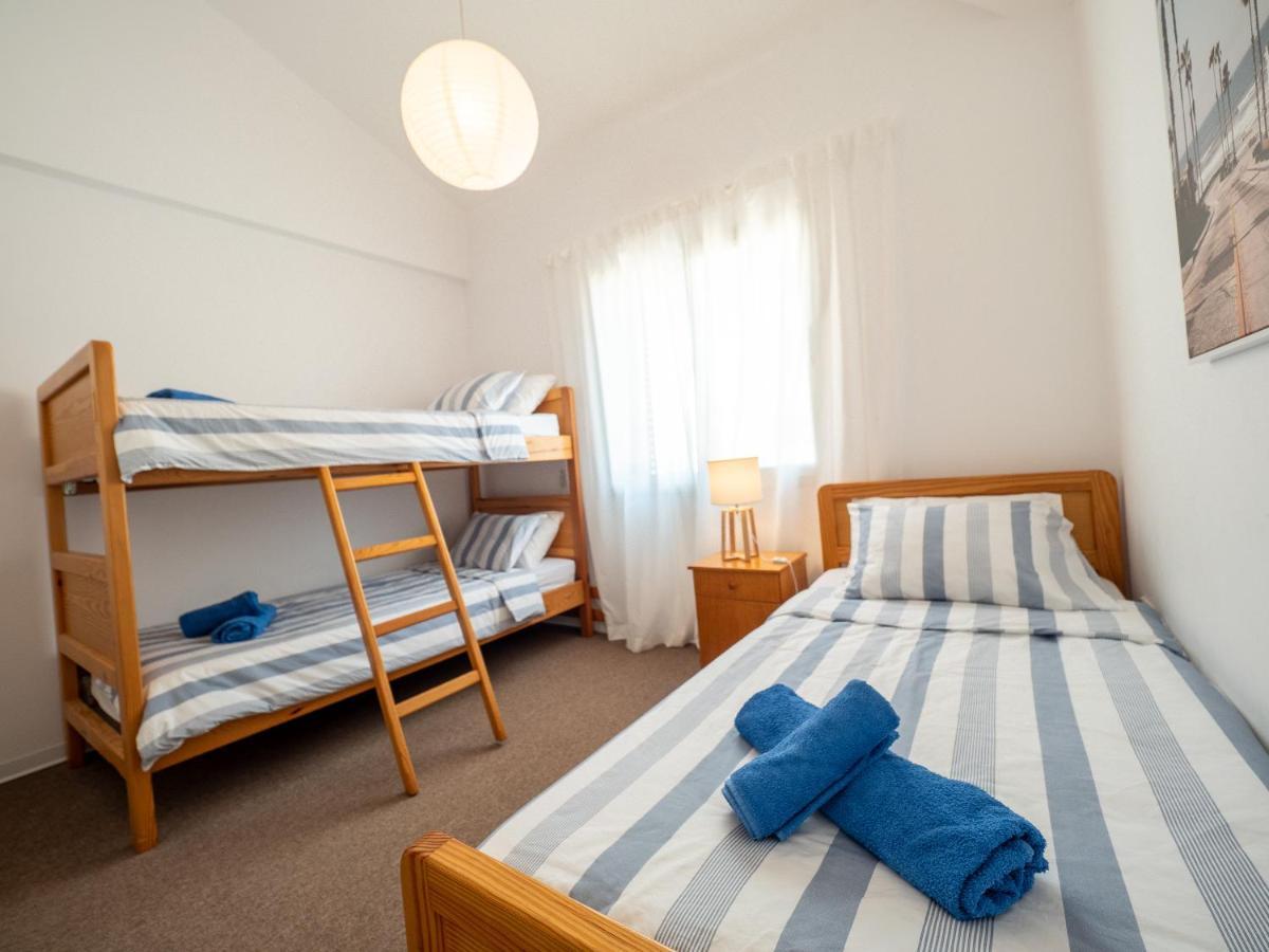 The Salnik Beach Apartment Limassol Bagian luar foto